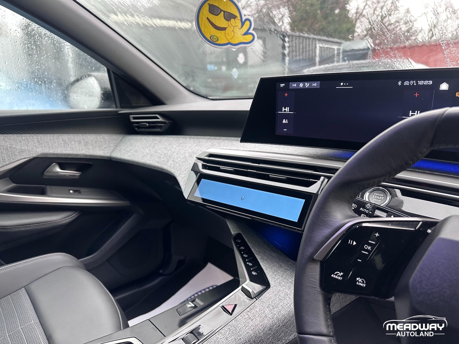 Used Peugeot E-3008 2025 for sale - 76952912: Photo 33