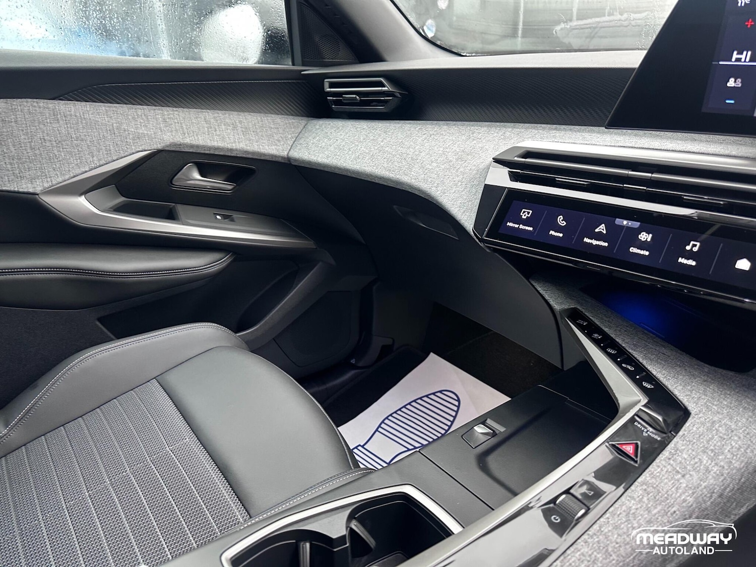 Used Peugeot E-3008 2025 for sale - 76952912: Photo 38