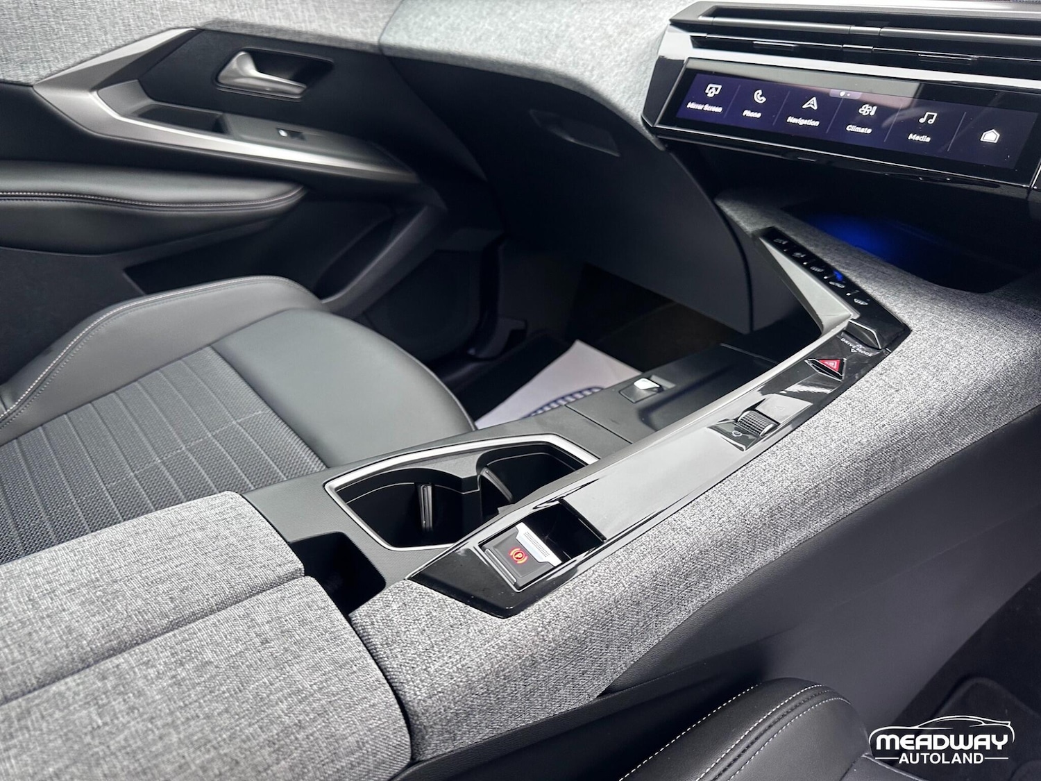 Used Peugeot E-3008 2025 for sale - 76952912: Photo 39