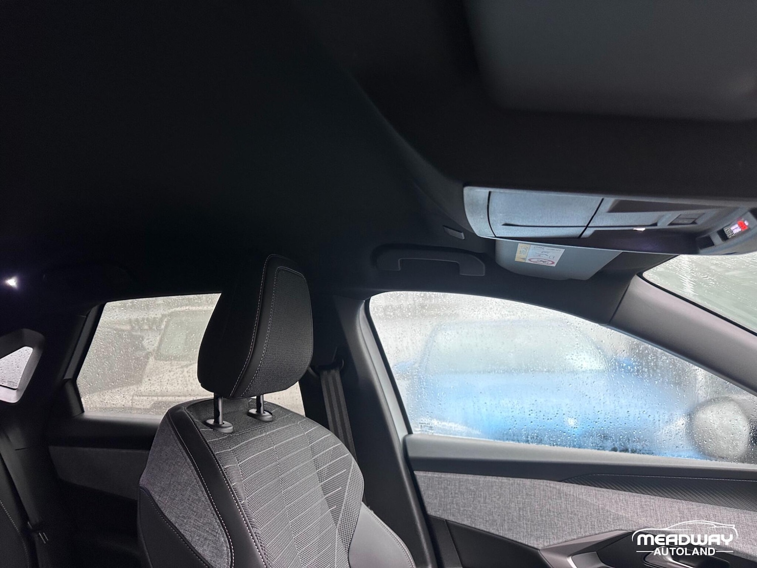 Used Peugeot E-3008 2025 for sale - 76952912: Photo 40