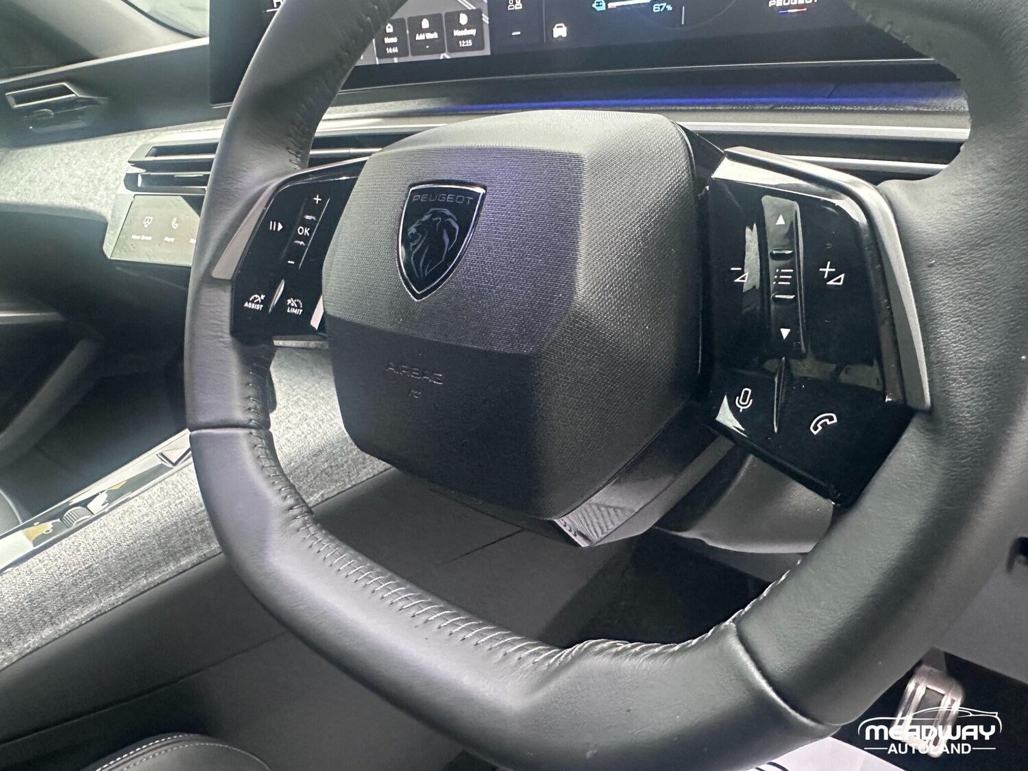 Used Peugeot E-3008 2025 for sale - 76952912: Photo 44