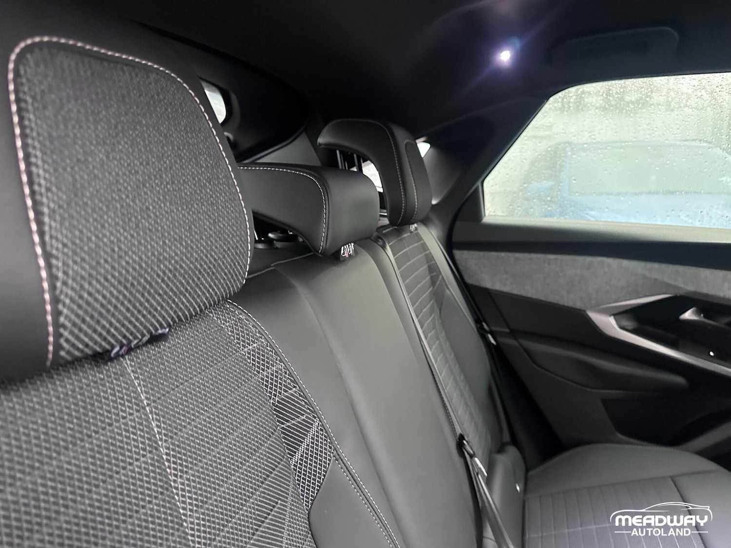 Used Peugeot E-3008 2025 for sale - 76952912: Photo 46