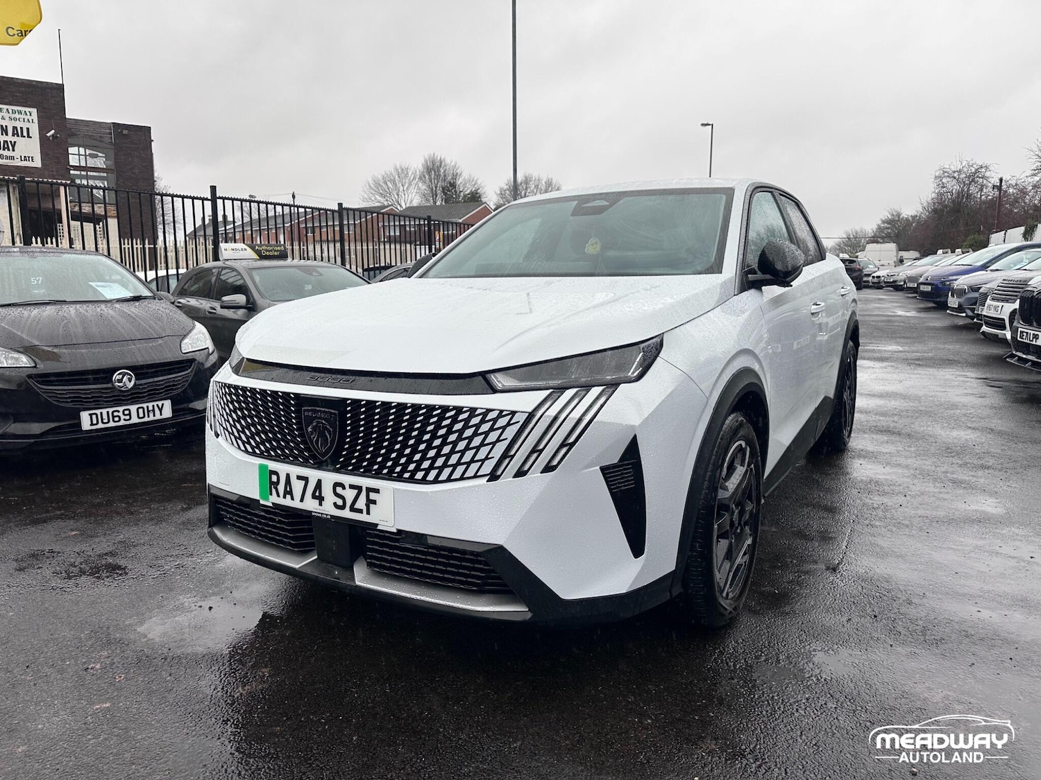 Used Peugeot E-3008 2025 for sale - 76952912: Photo 5