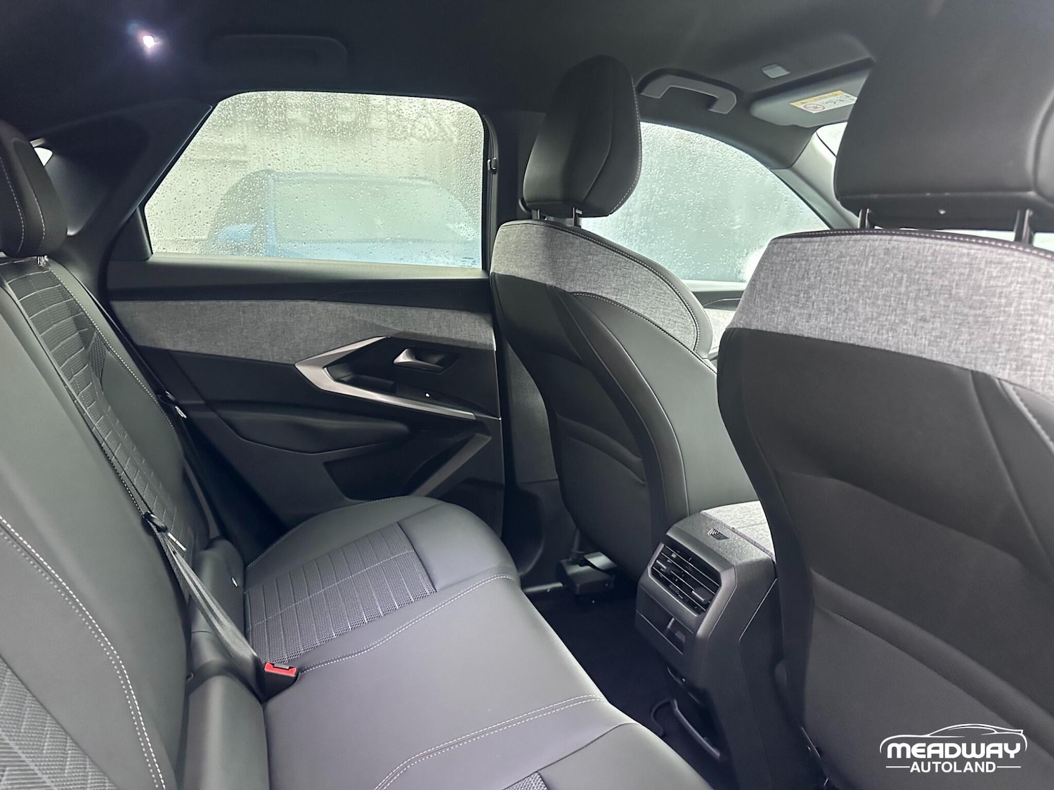 Used Peugeot E-3008 2025 for sale - 76952912: Photo 54