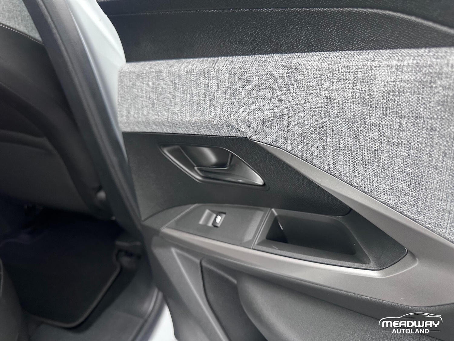 Used Peugeot E-3008 2025 for sale - 76952912: Photo 55