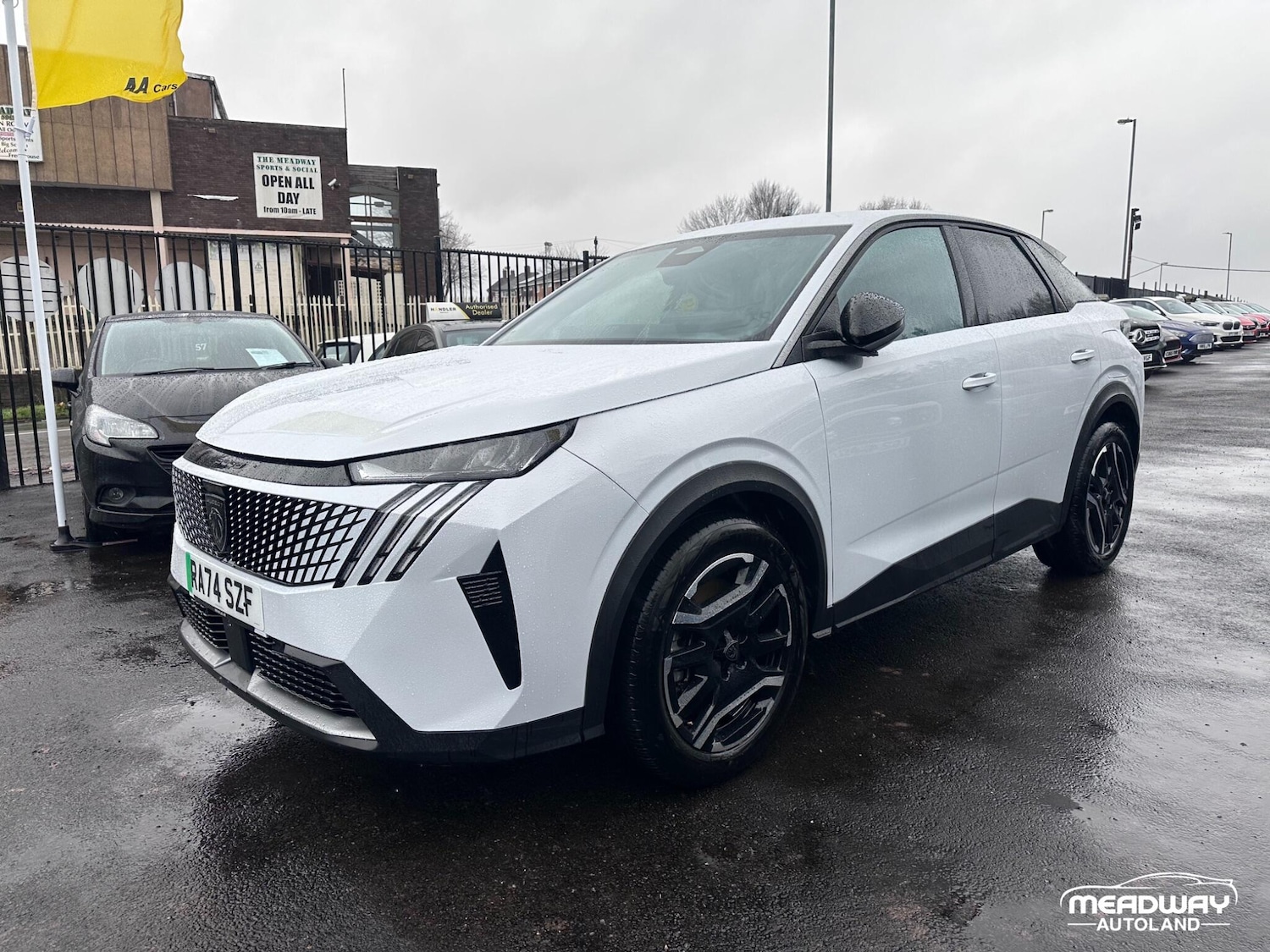 Used Peugeot E-3008 2025 for sale - 76952912: Photo 6