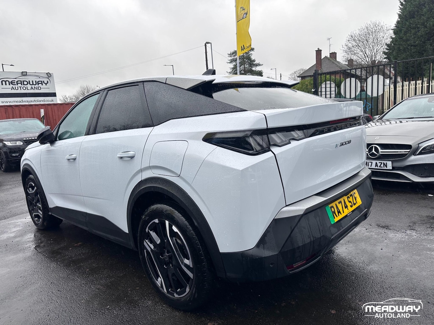 Used Peugeot E-3008 2025 for sale - 76952912: Photo 9