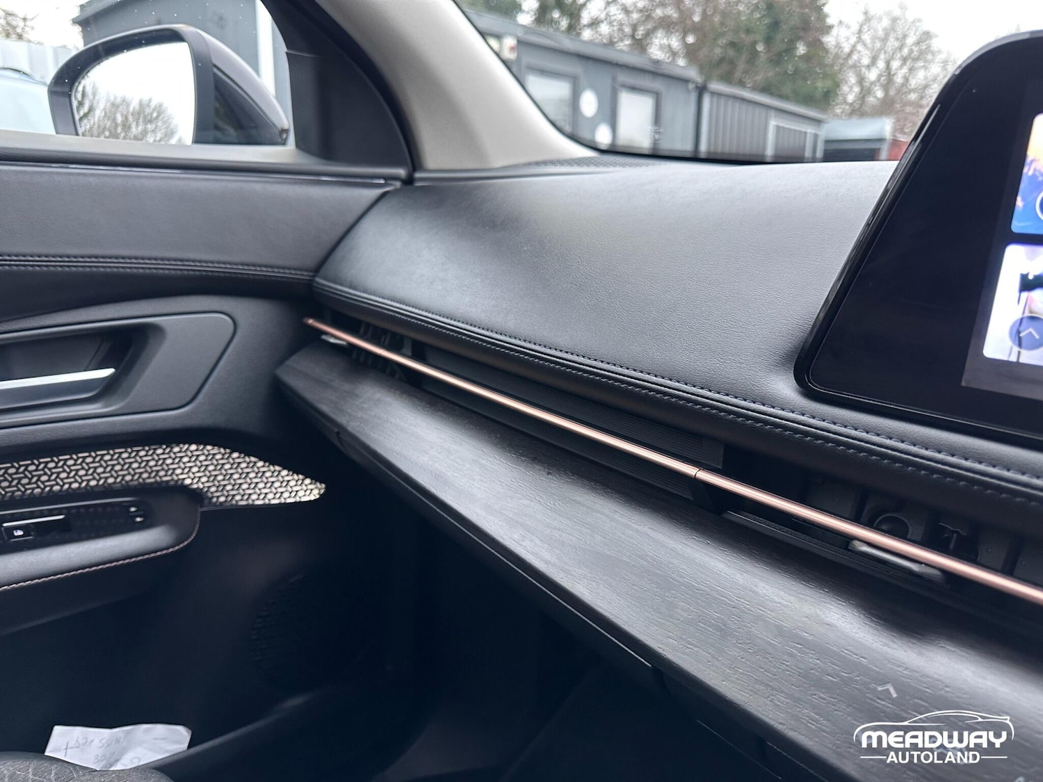 Used Nissan ARIYA 2024 for sale - 77041001: Photo 25