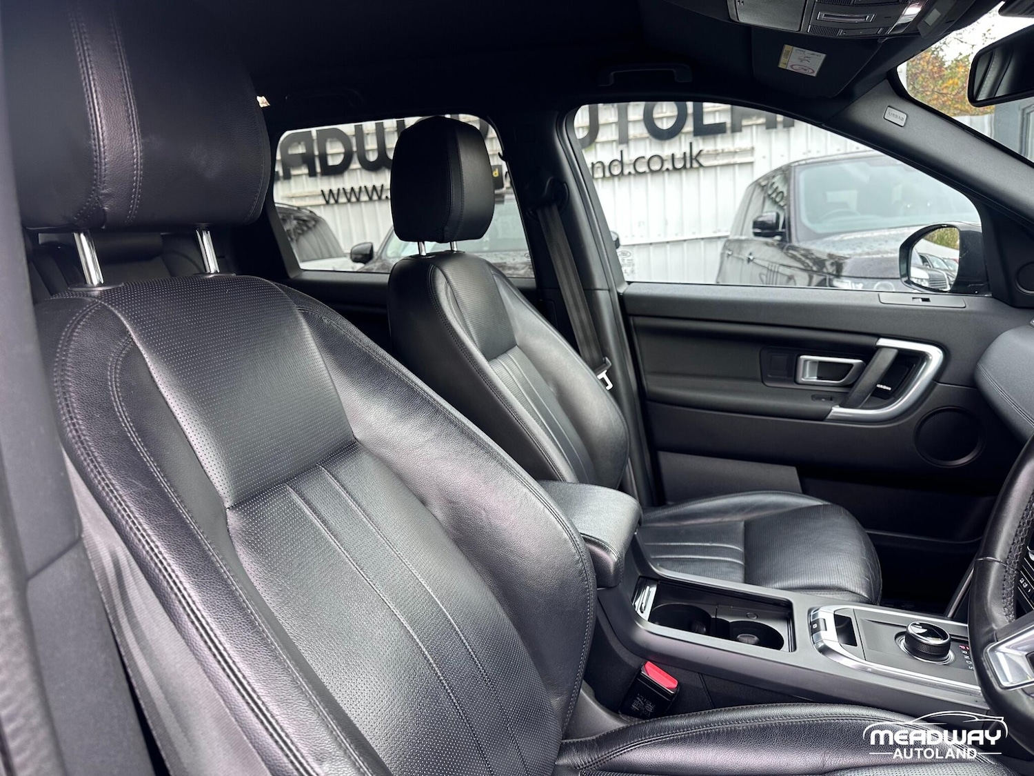 Used Land Rover Discovery Sport 2019 for sale - 76472776: Photo 28