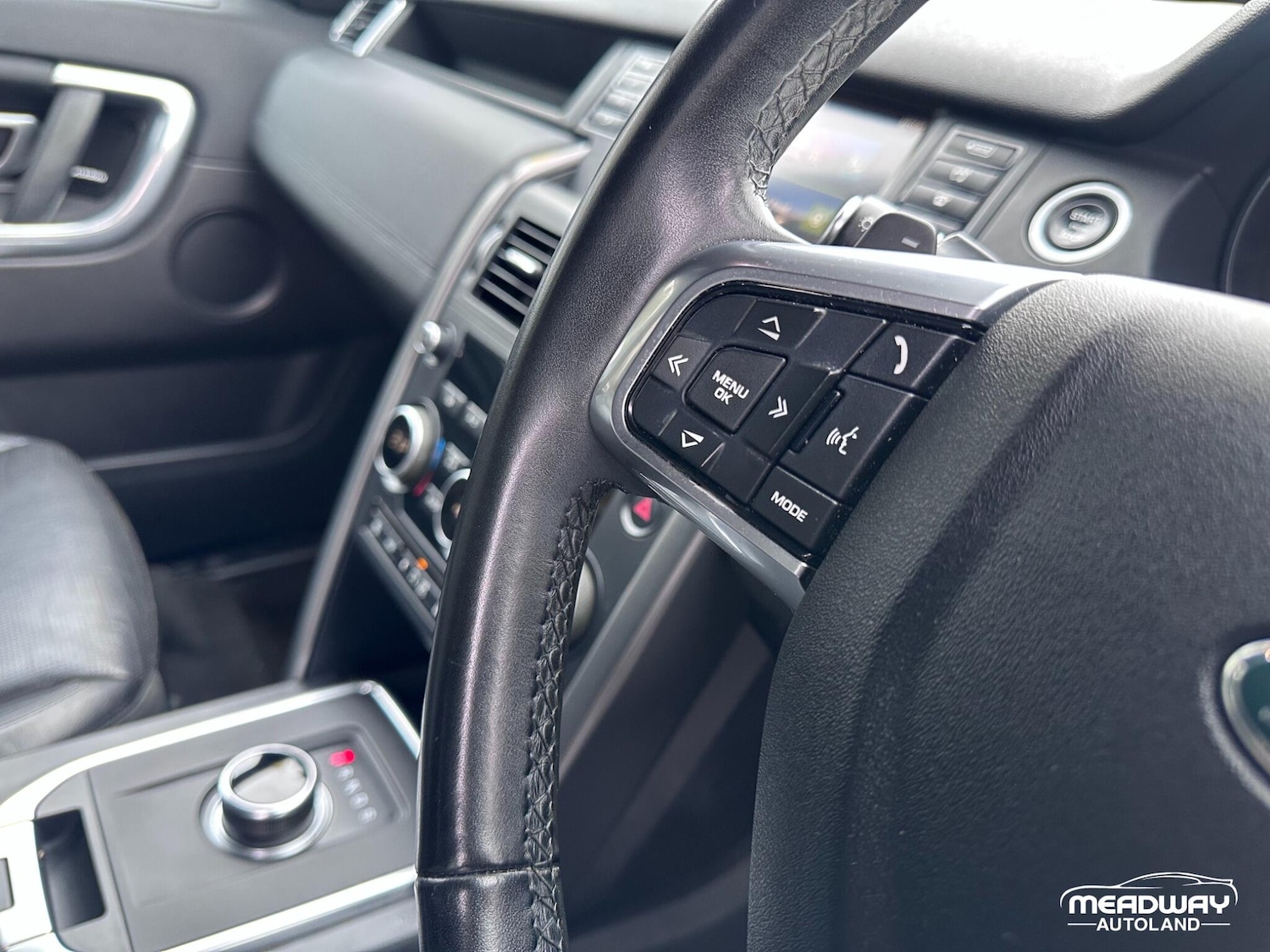 Used Land Rover Discovery Sport 2019 for sale - 76472776: Photo 31