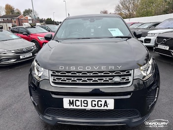 Used Land Rover Discovery Sport 2019 for sale - 76472776: Photo