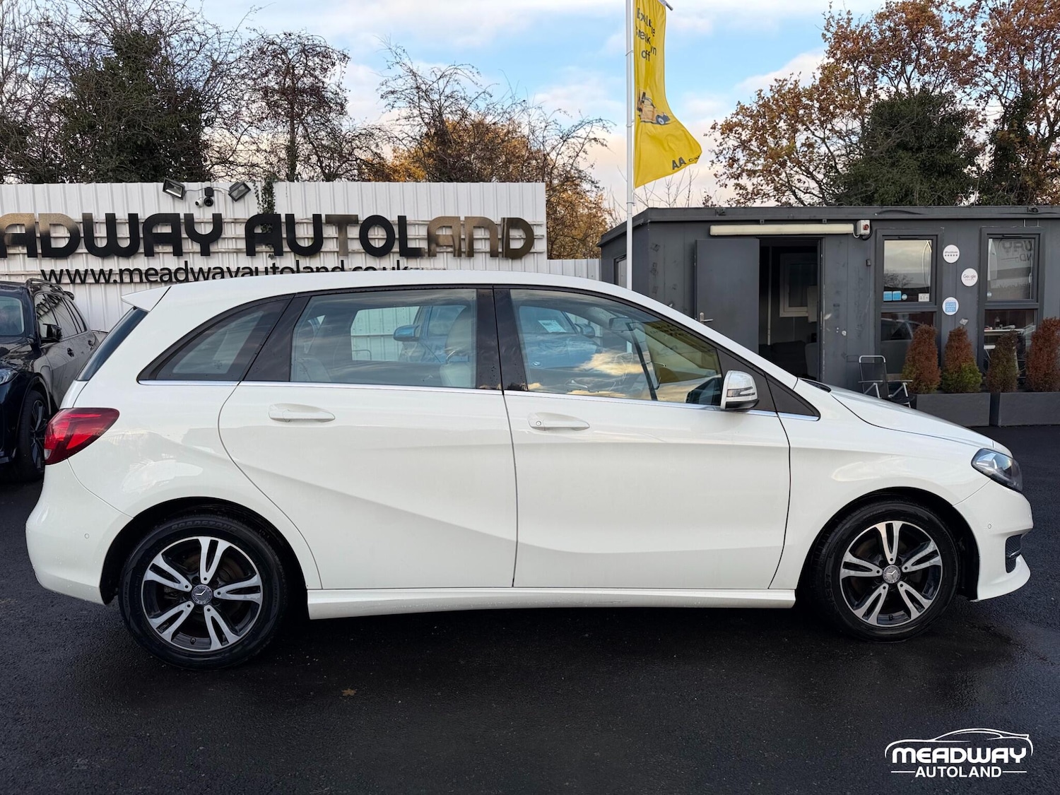 Used Mercedes-Benz B Class 2016 for sale - 76899093: Photo 12