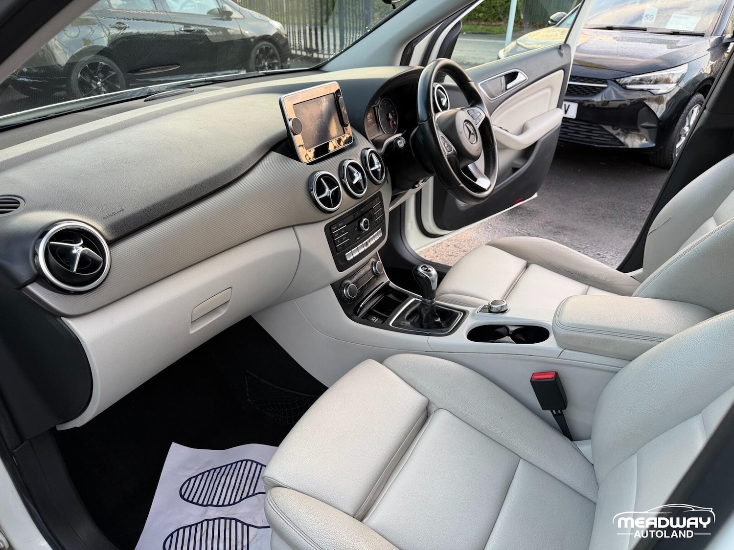 Used Mercedes-Benz B Class 2016 for sale - 76899093: Photo 15