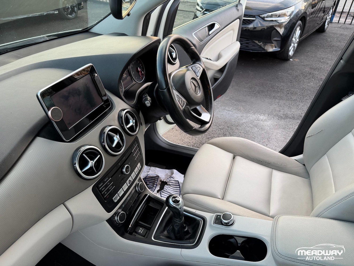 Used Mercedes-Benz B Class 2016 for sale - 76899093: Photo 17