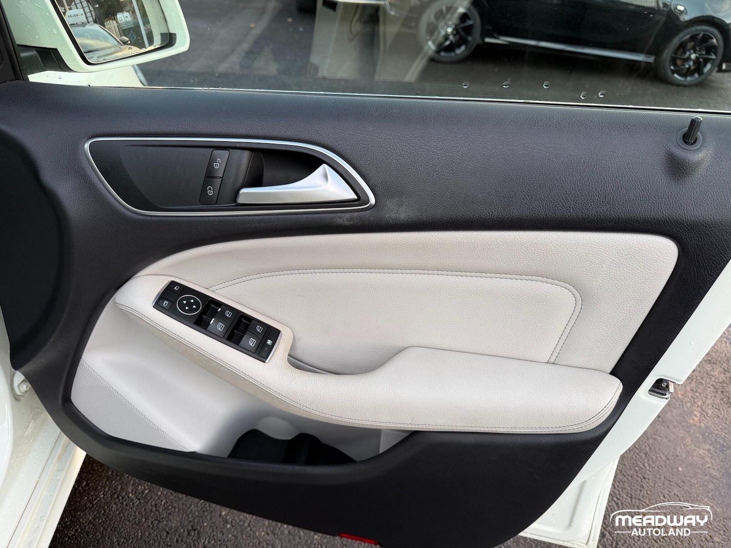 Used Mercedes-Benz B Class 2016 for sale - 76899093: Photo 23