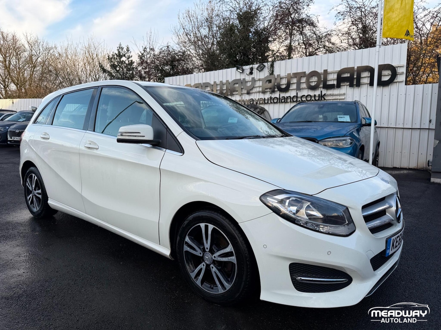 Used Mercedes-Benz B Class 2016 for sale - 76899093: Photo 4