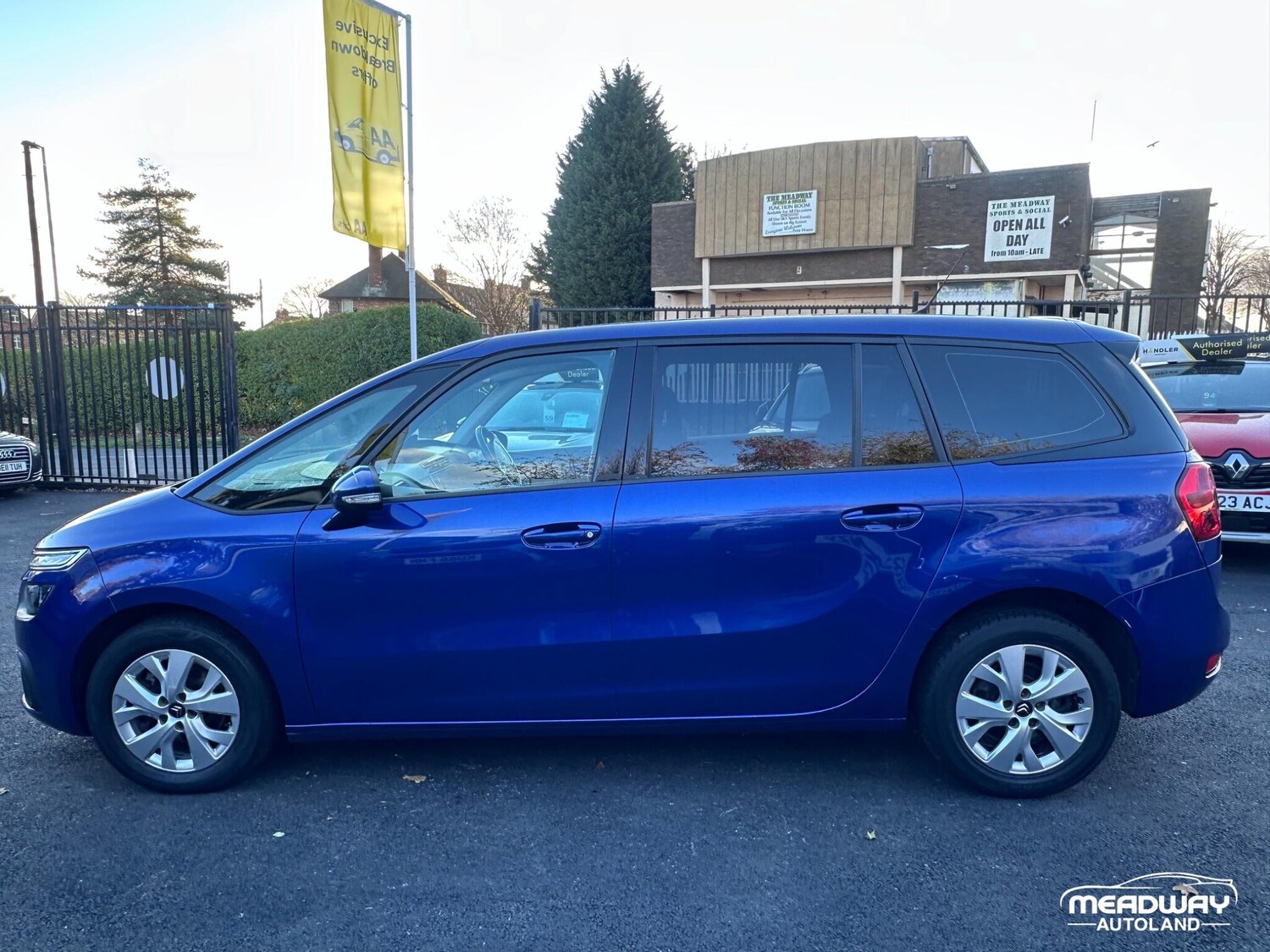 Used Citroen C4 Grand Picasso 2018 for sale - 76620534: Photo 10