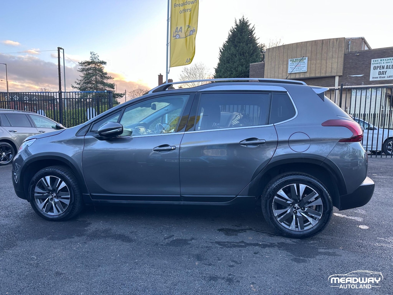 Used Peugeot 2008 2016 for sale - 76913842: Photo 11