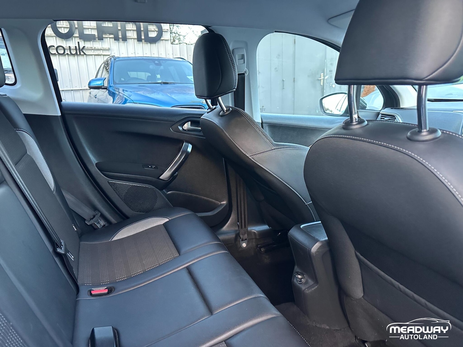 Used Peugeot 2008 2016 for sale - 76913842: Photo 27