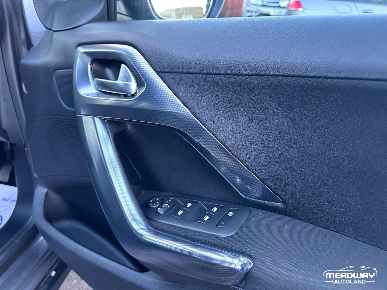 Used Peugeot 2008 2016 for sale - 76913842: Photo 28