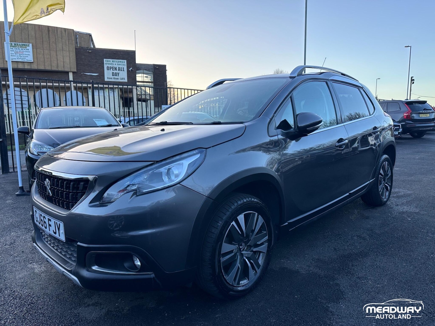 Used Peugeot 2008 2016 for sale - 76913842: Photo 5