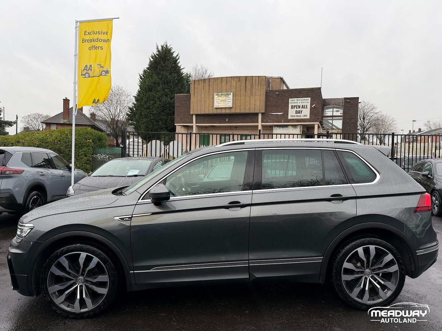 Used Volkswagen Tiguan 2018 for sale - 76975780: Photo 12