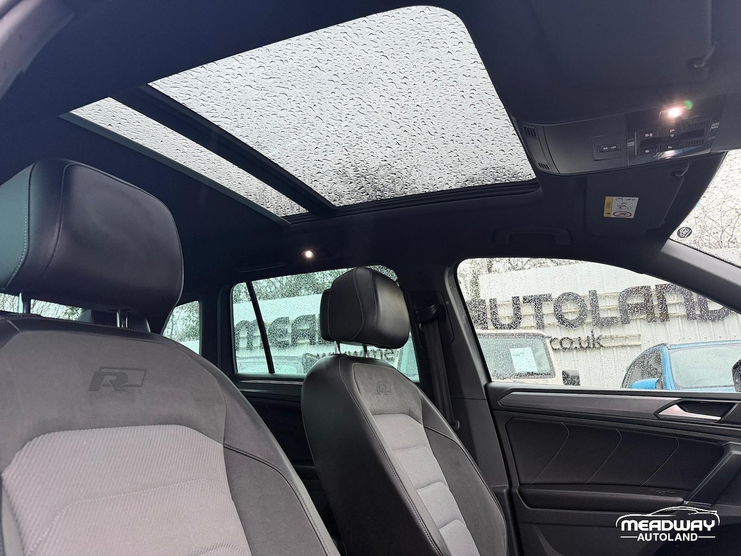 Used Volkswagen Tiguan 2018 for sale - 76975780: Photo 22