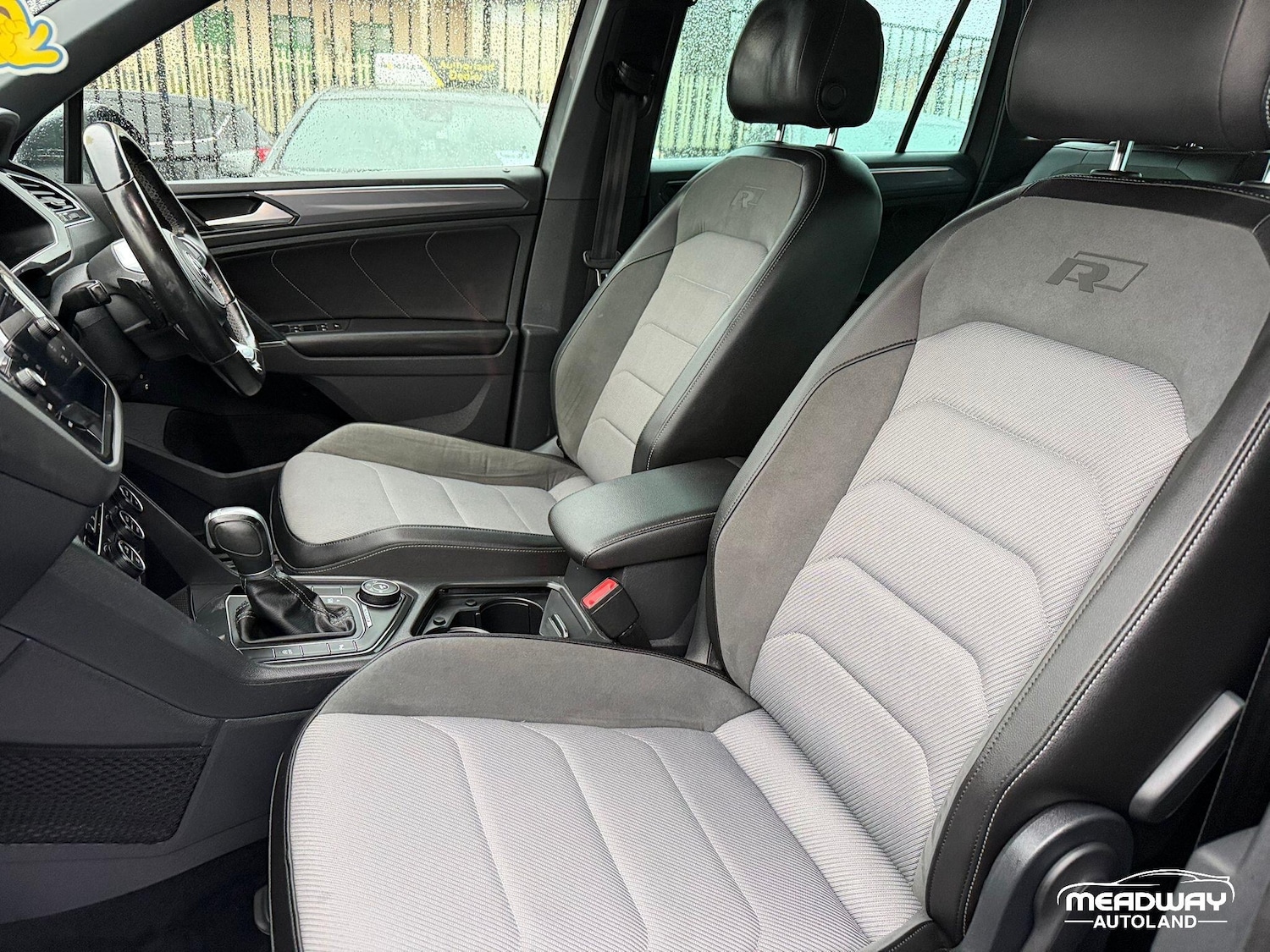 Used Volkswagen Tiguan 2018 for sale - 76975780: Photo 33