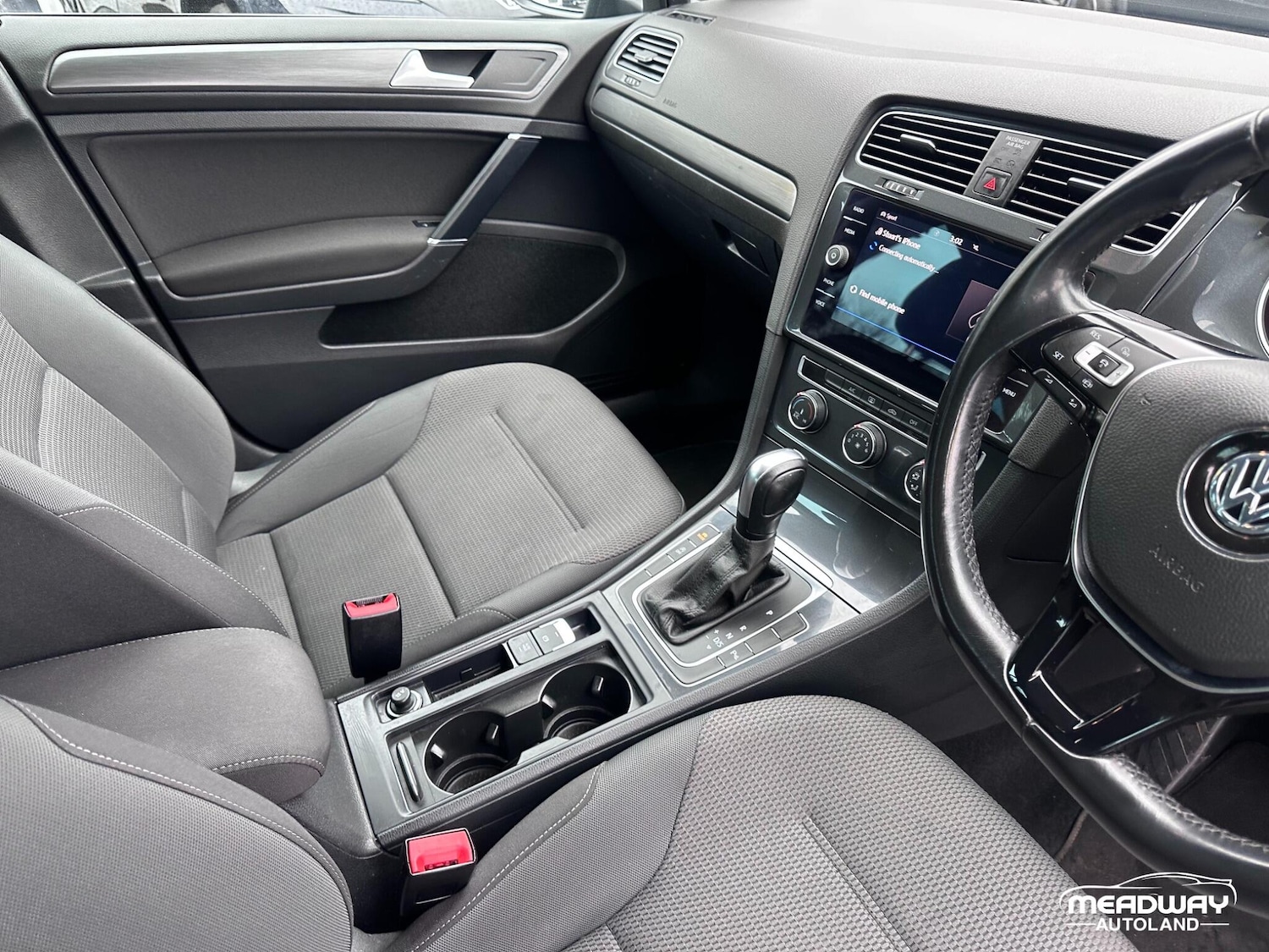 Used Volkswagen Golf 2019 for sale - 78058203: Photo 41