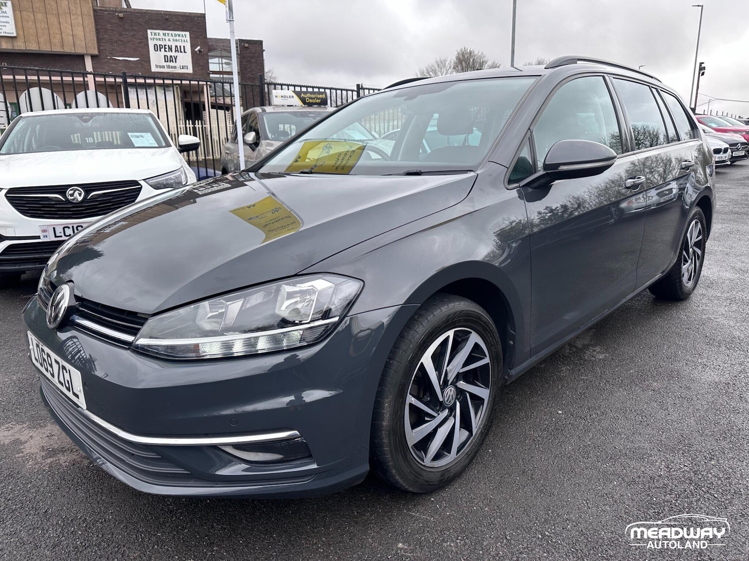 Used Volkswagen Golf 2019 for sale - 78058203: Photo 5