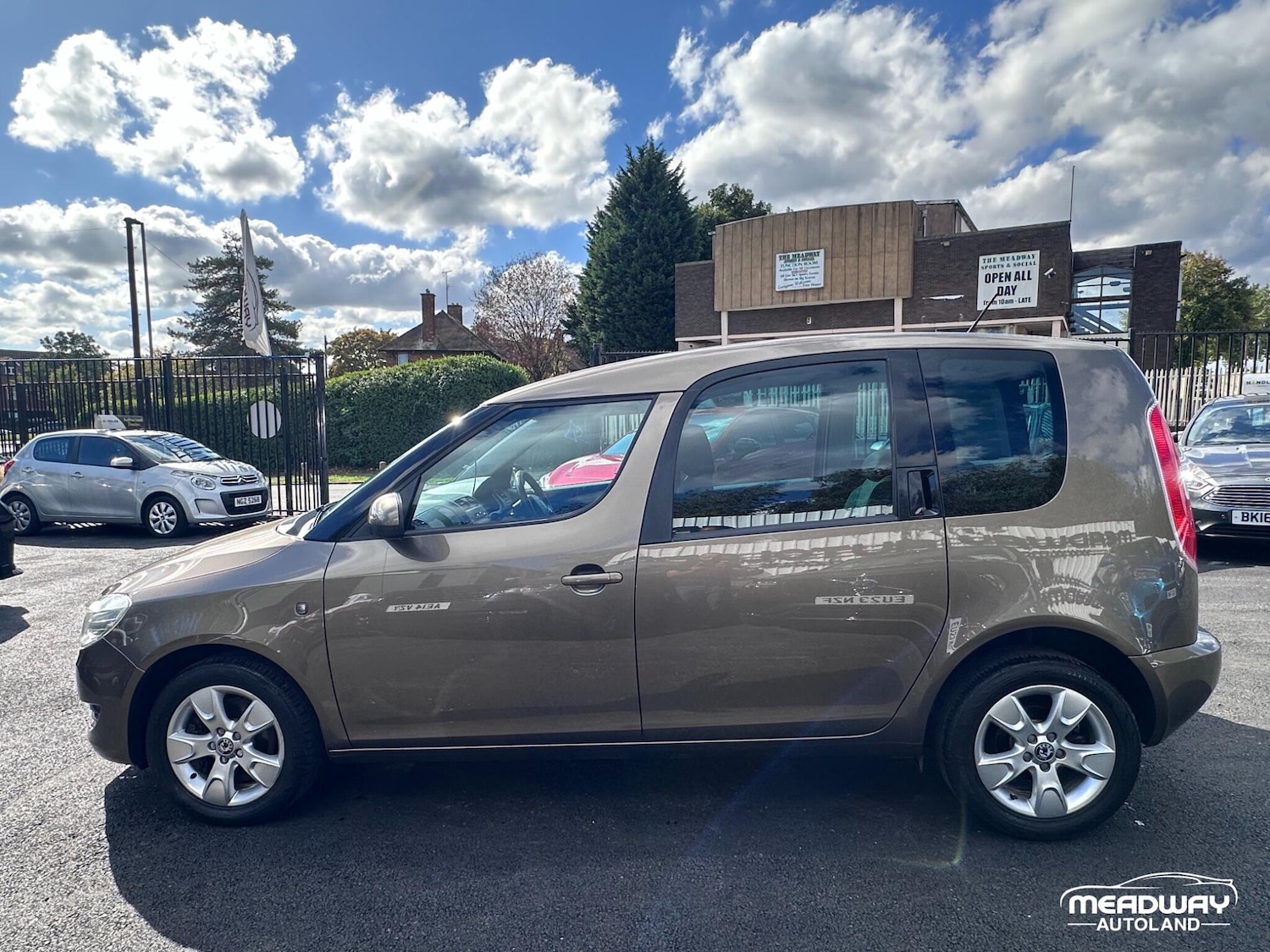 Used Skoda Roomster 2014 for sale - 76071948: Photo 6