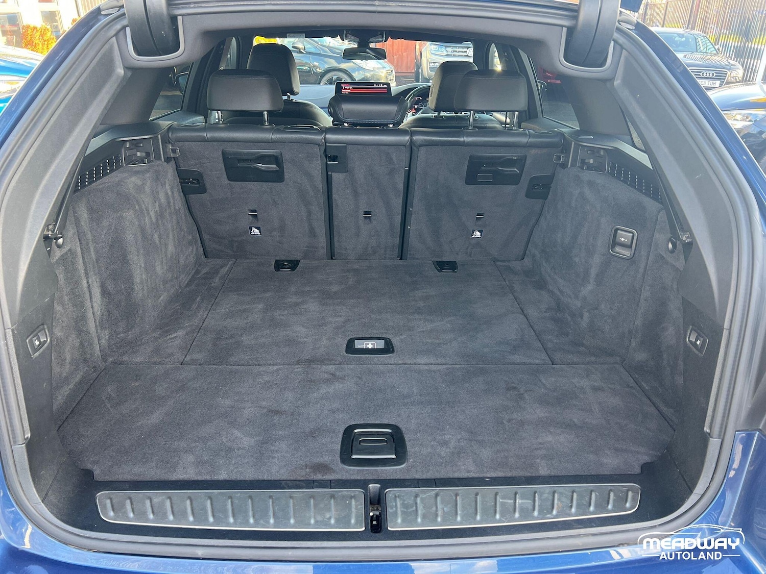 Used BMW 5 Series 2022 for sale - 76701503: Photo 17