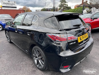 Used Lexus CT 2016 for sale - 76370310: Photo