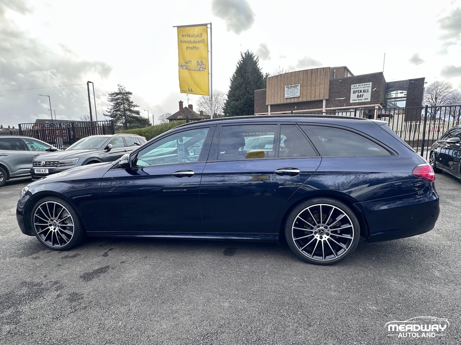 Used Mercedes-Benz E Class 2022 for sale - 77882681: Photo 11