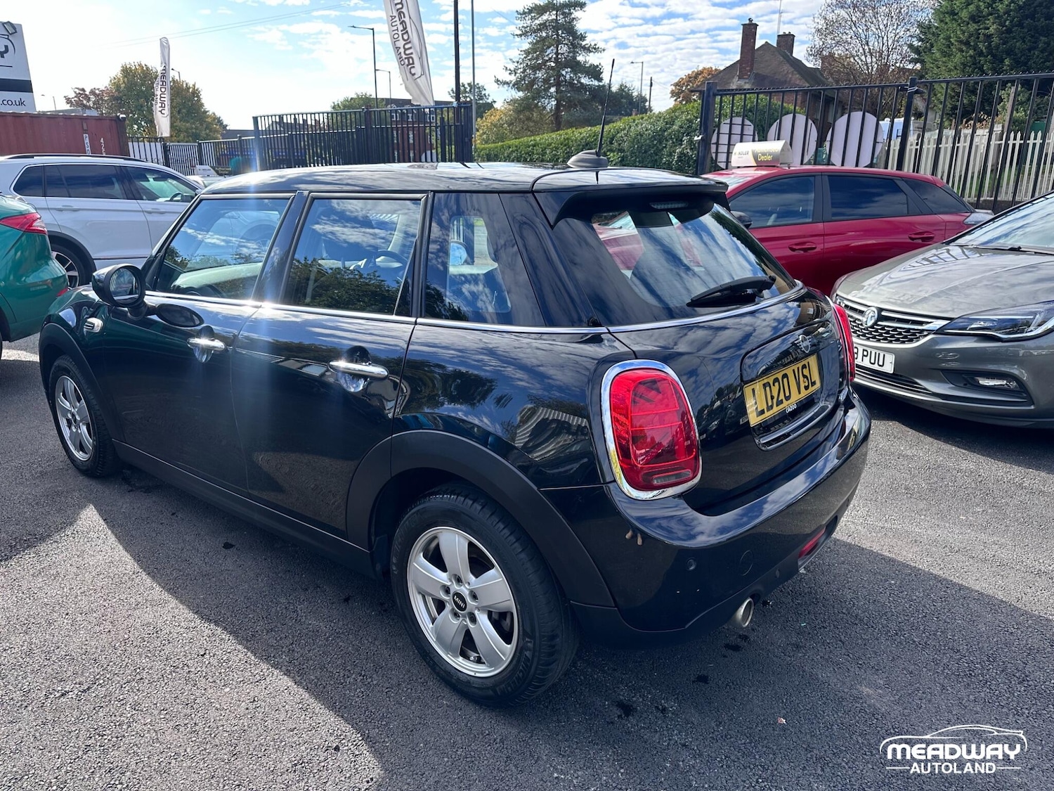 Used MINI Hatch 2020 for sale - 76136400: Photo 7