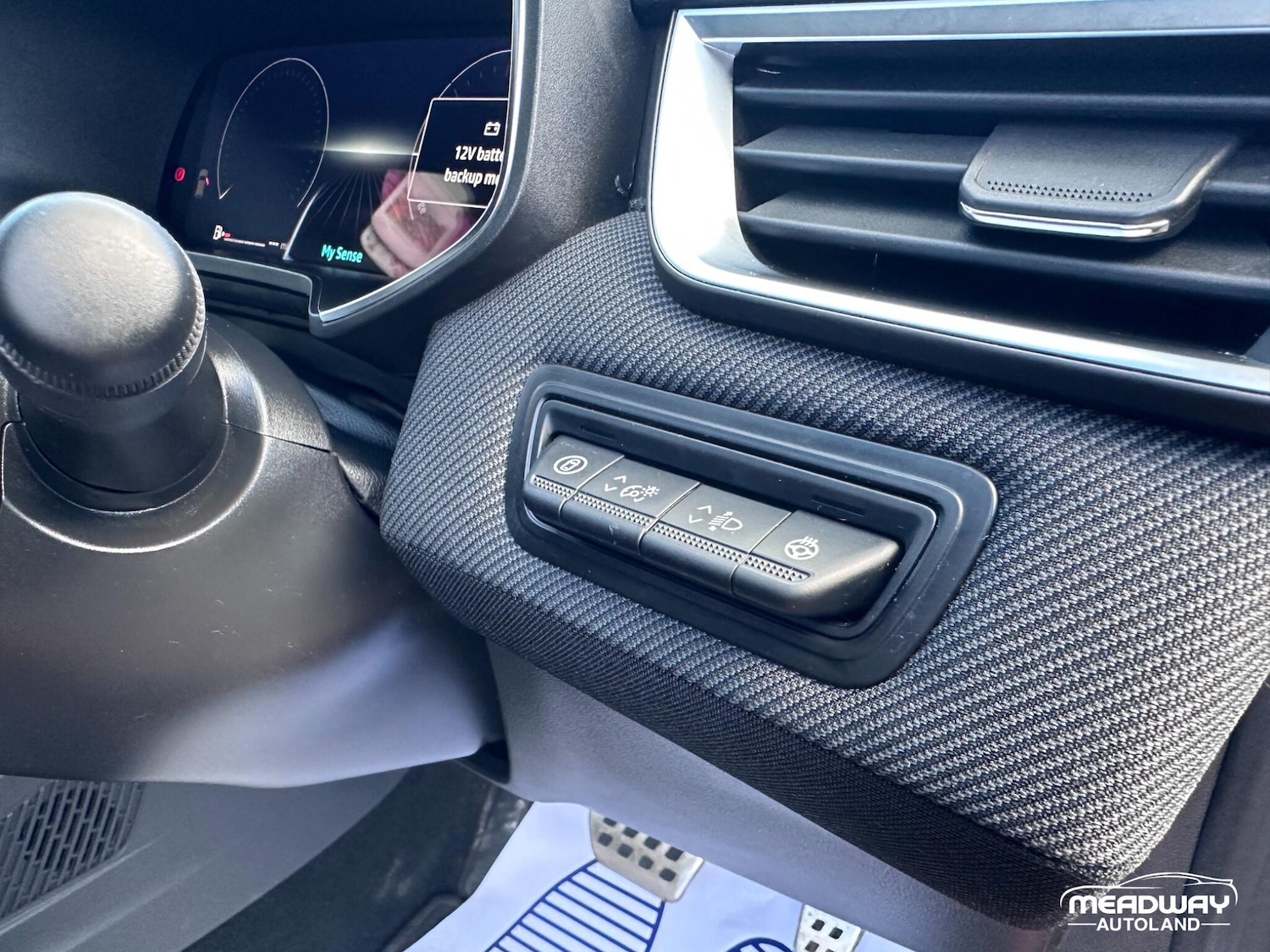 Used Renault Clio 2024 for sale - 76866118: Photo 33