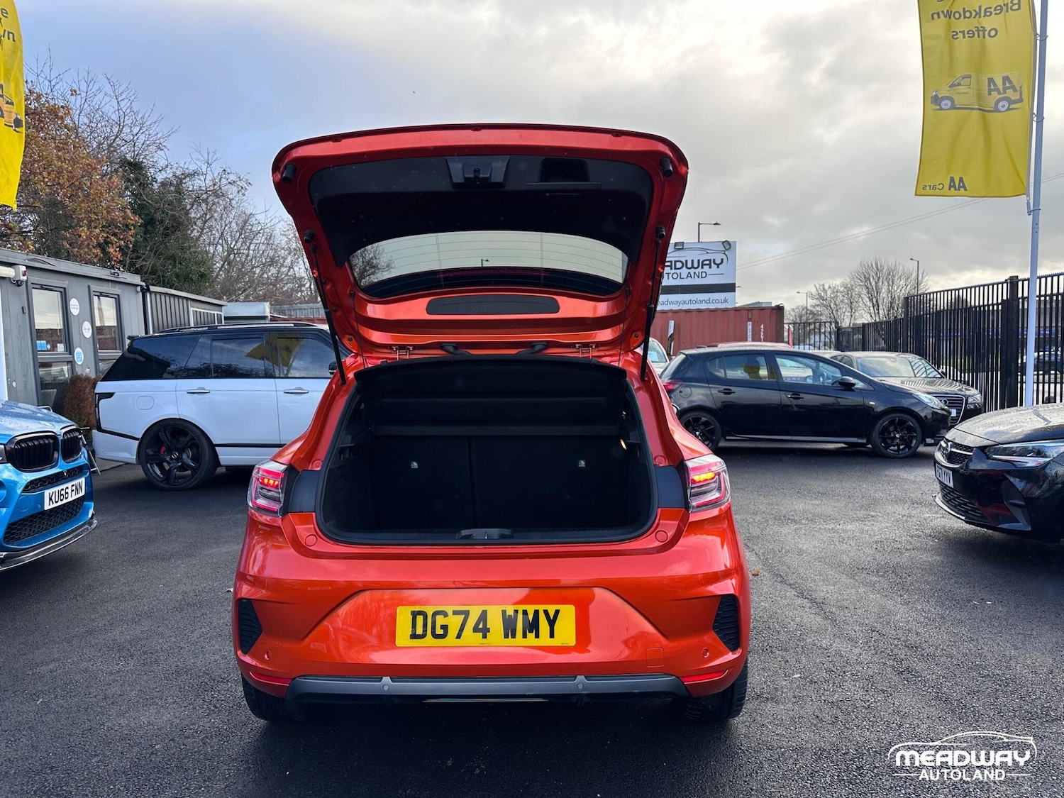 Used Renault Clio 2024 for sale - 76866118: Photo 43