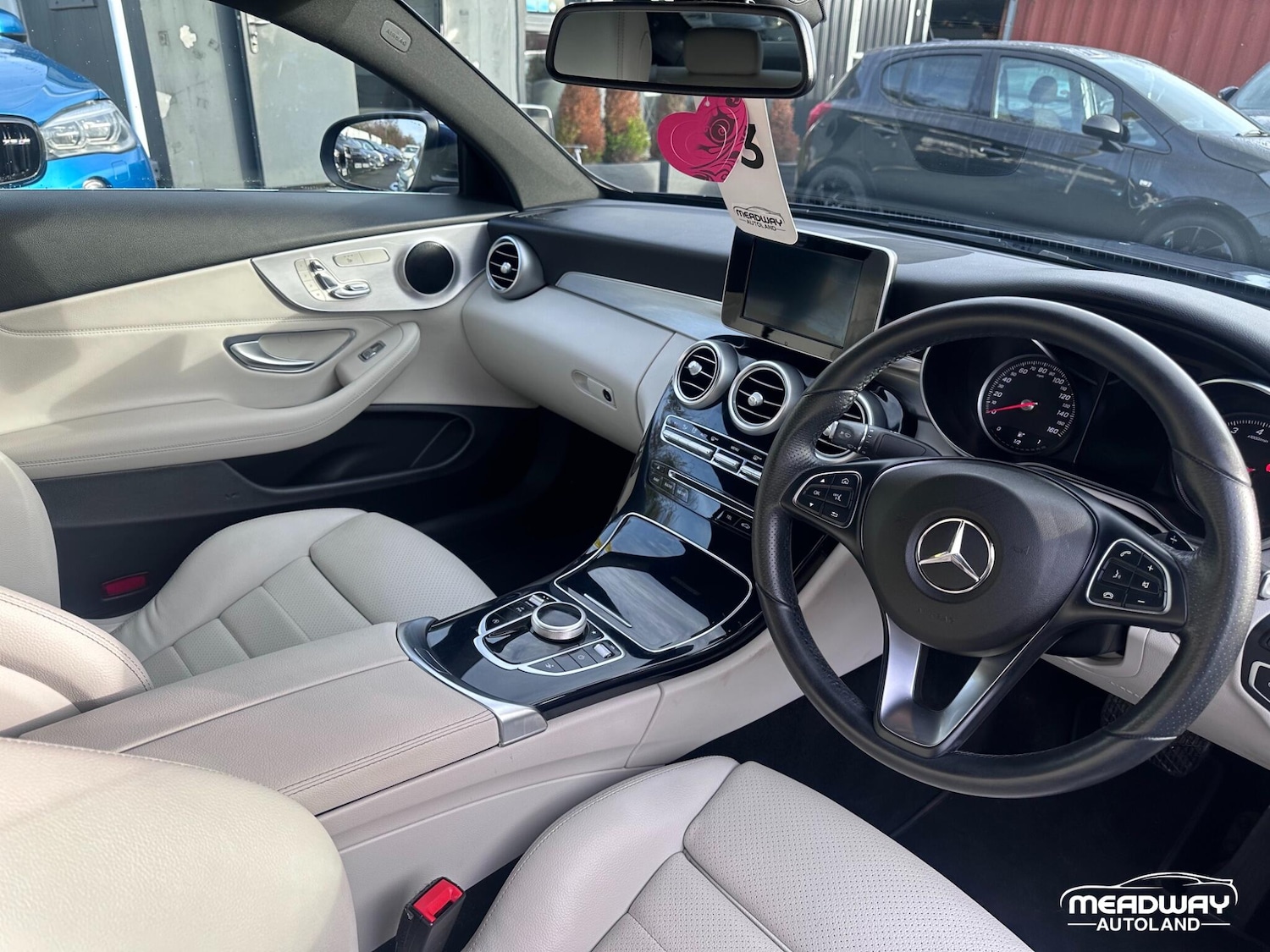 Used Mercedes-Benz C Class 2018 for sale - 76865270: Photo 19