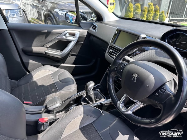 Used Peugeot 2008 2018 for sale - 75103282: Photo 16