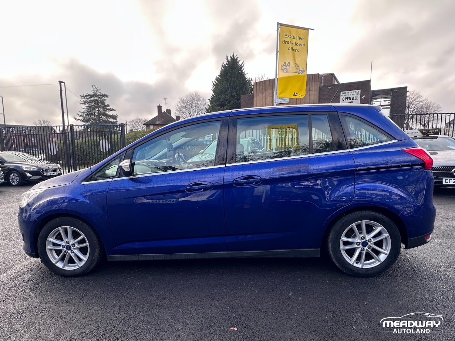 Used Ford Grand C-Max 2017 for sale - 77441381: Photo 13