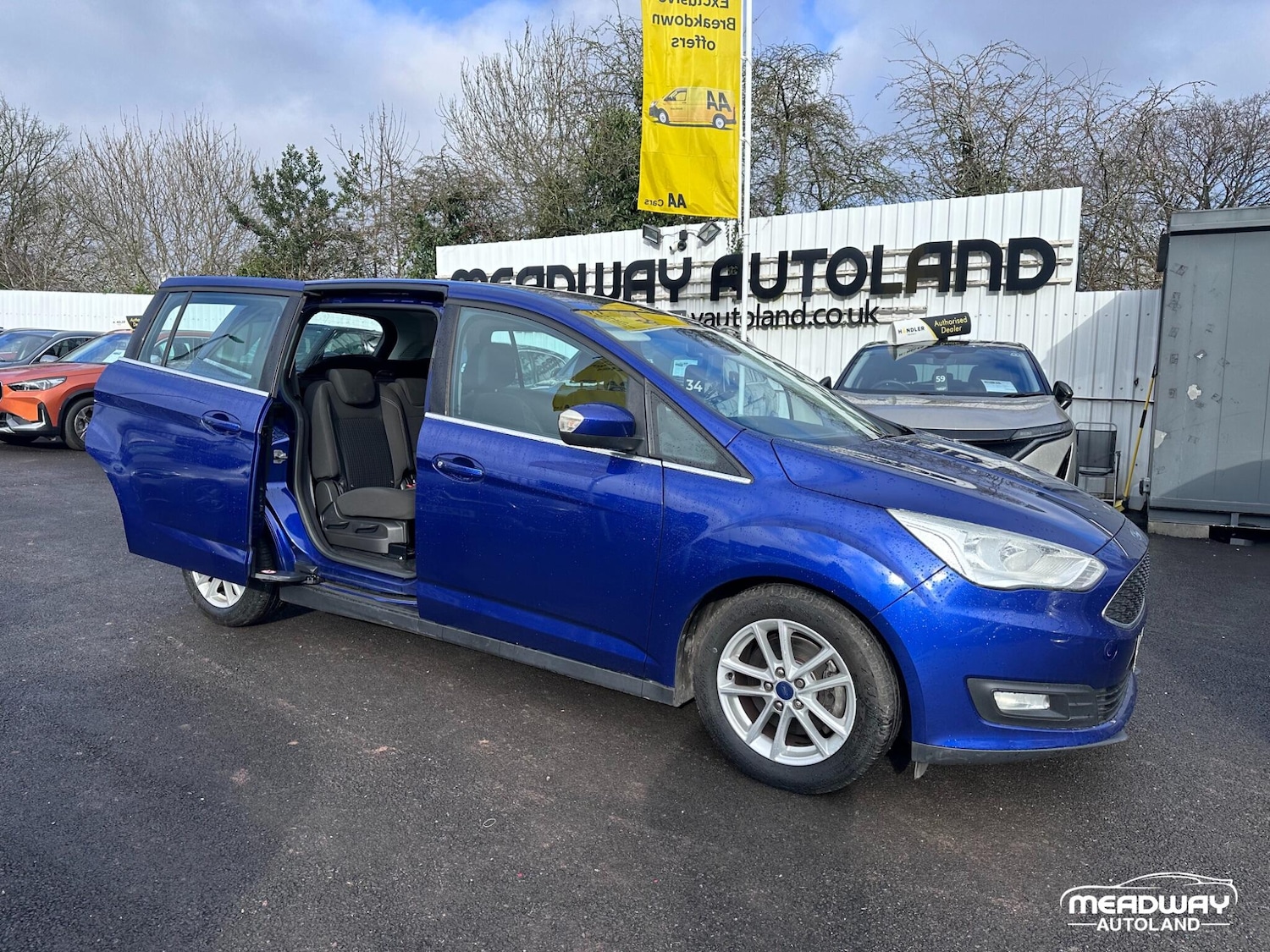 Used Ford Grand C-Max 2017 for sale - 77441381: Photo 9