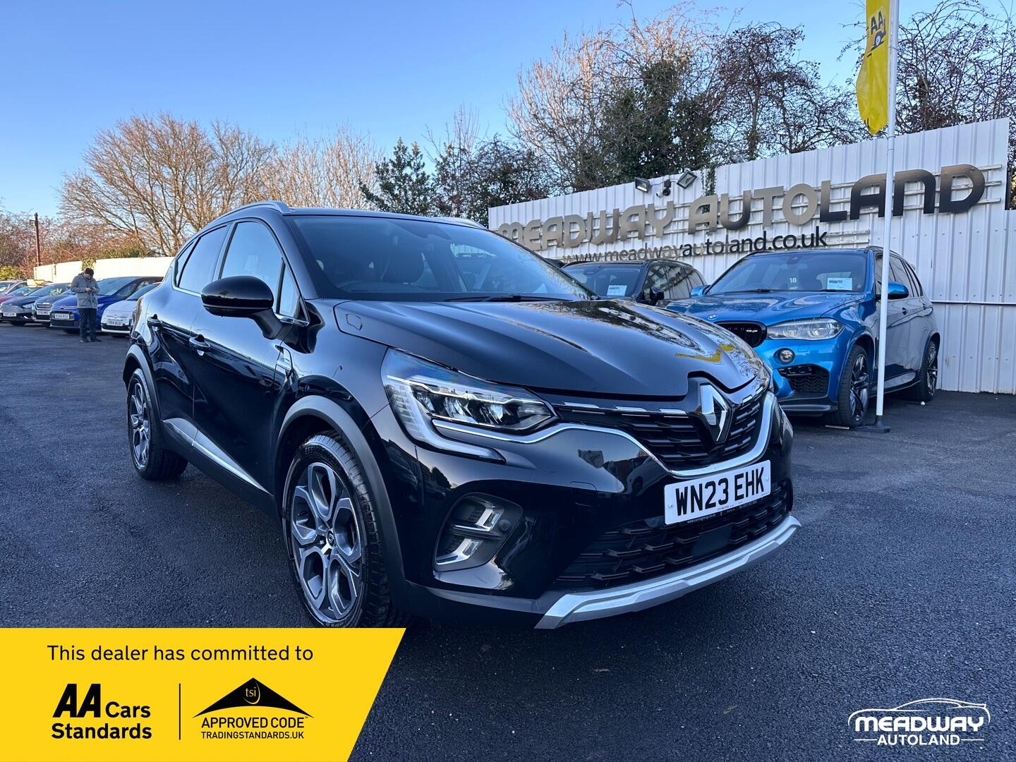 Used Renault Captur 2023 for sale - 76801160: Photo 1