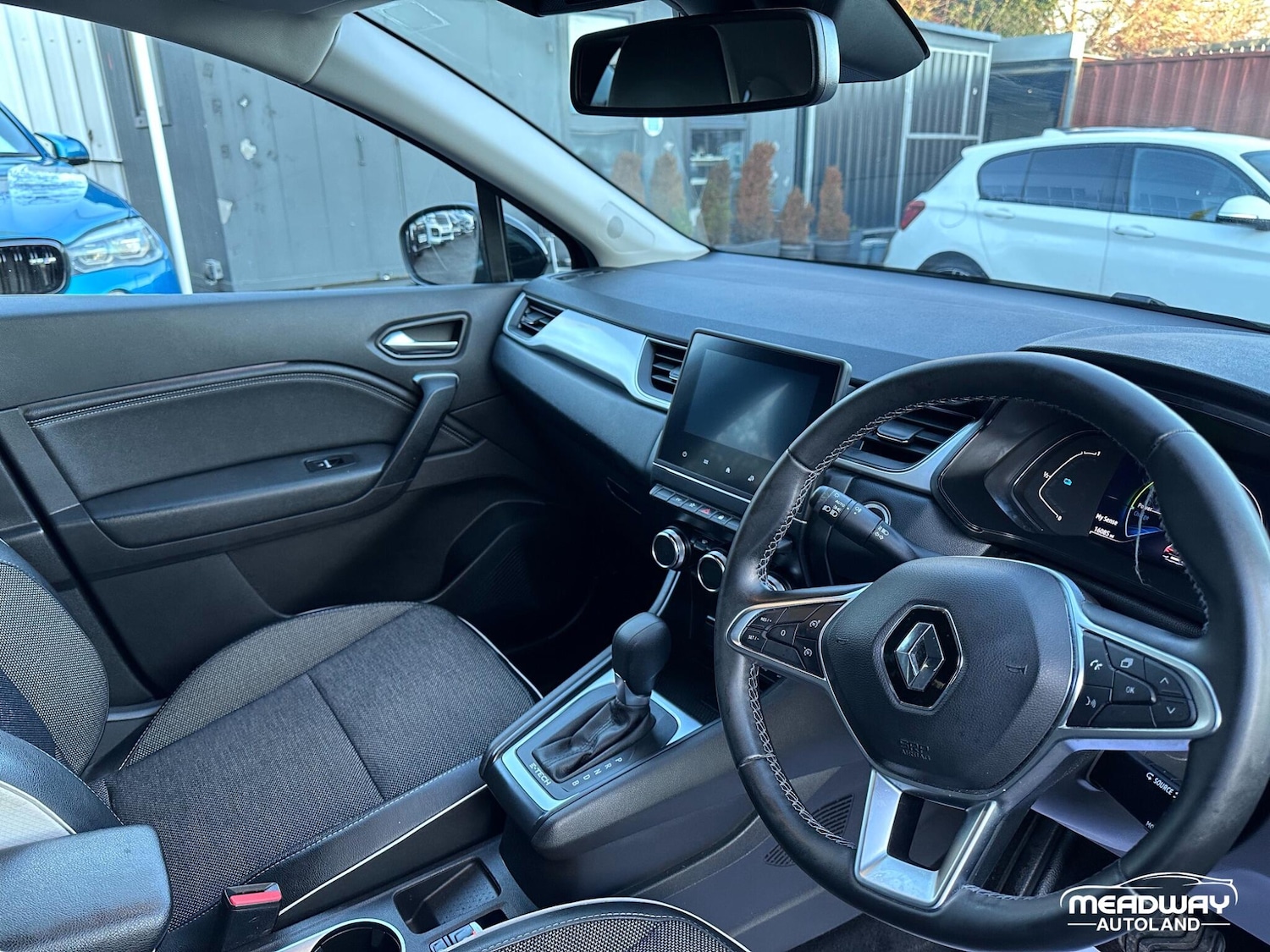 Used Renault Captur 2023 for sale - 76801160: Photo 21