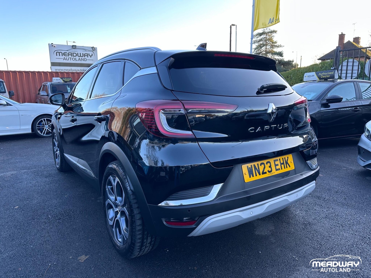 Used Renault Captur 2023 for sale - 76801160: Photo 9