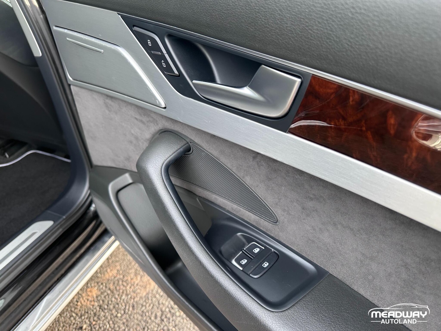 Used Audi A8 2011 for sale - 77203206: Photo 32