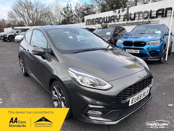 Used Ford Fiesta 2018 for sale - 76620359: Photo