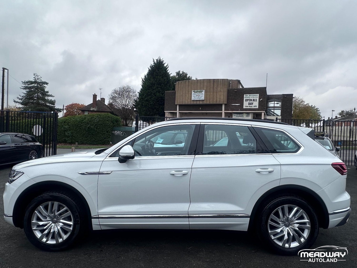 Used Volkswagen Touareg 2019 for sale - 77892104: Photo 12