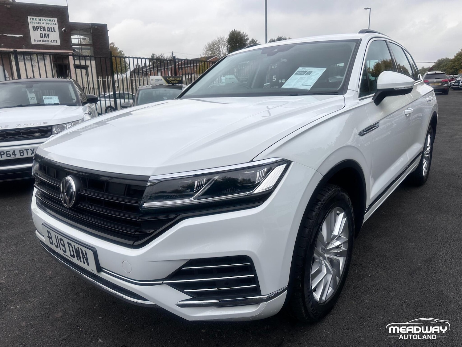 Used Volkswagen Touareg 2019 for sale - 77892104: Photo 5