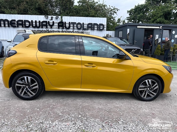 Used Peugeot 208 2023 for sale - 74909214: Photo 11