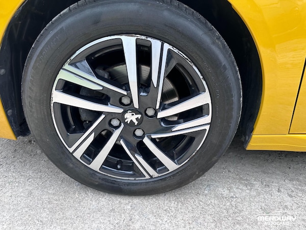 Used Peugeot 208 2023 for sale - 74909214: Photo 16